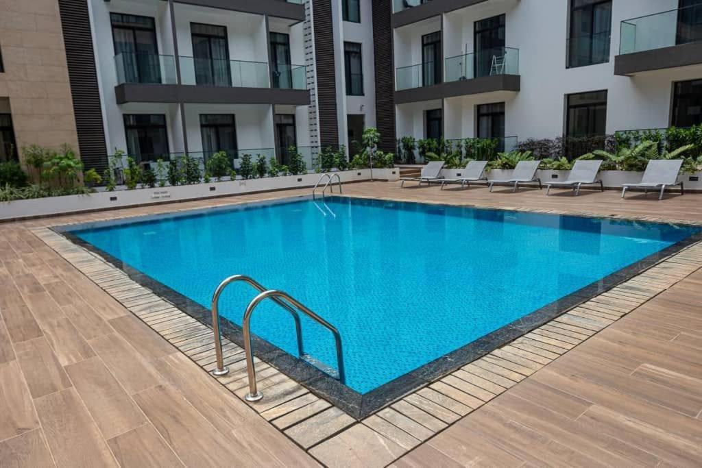 Embassy Gardens 2 Bed Apartment W/Pool View Аккра Экстерьер фото